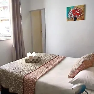  Pensión Madeirarooms
